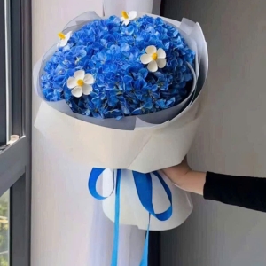 shop-hoa-tuoi-gan-day-dat-hoa-nhanh-dep-gia-tot-tai-hoc-mon