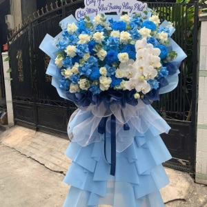 shop-hoa-tuoi-hoc-mon-dep-hoa-tuoi-quoc-bao