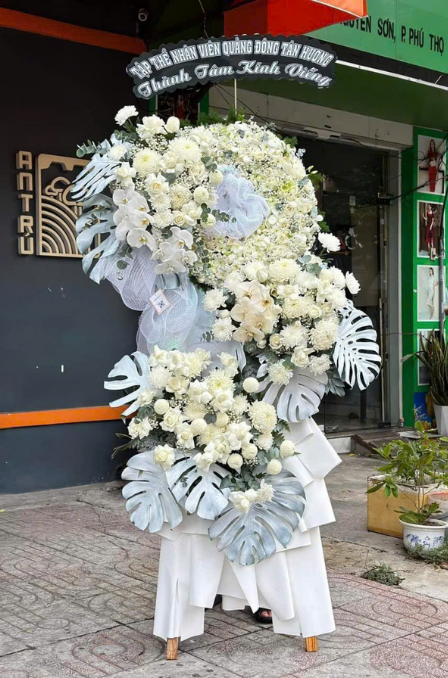 Mẫu Hoa Viếng 11